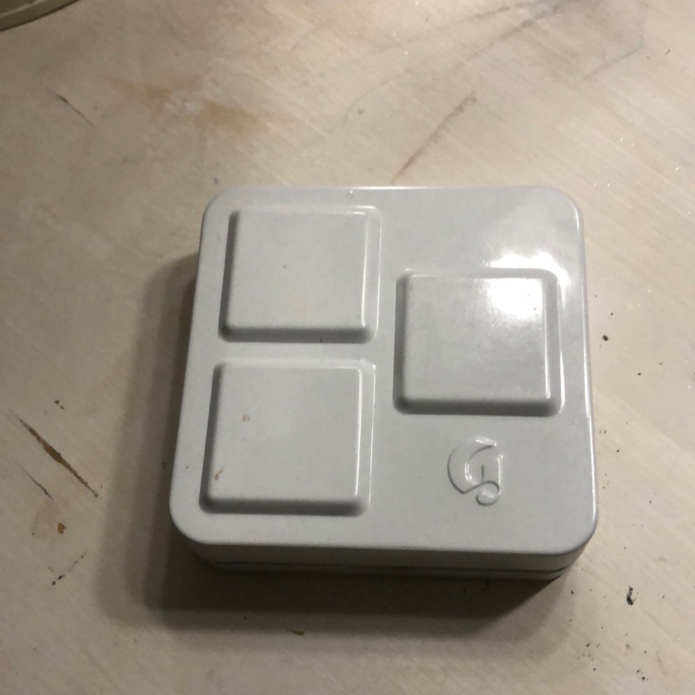 Glossier eyeshadow trio